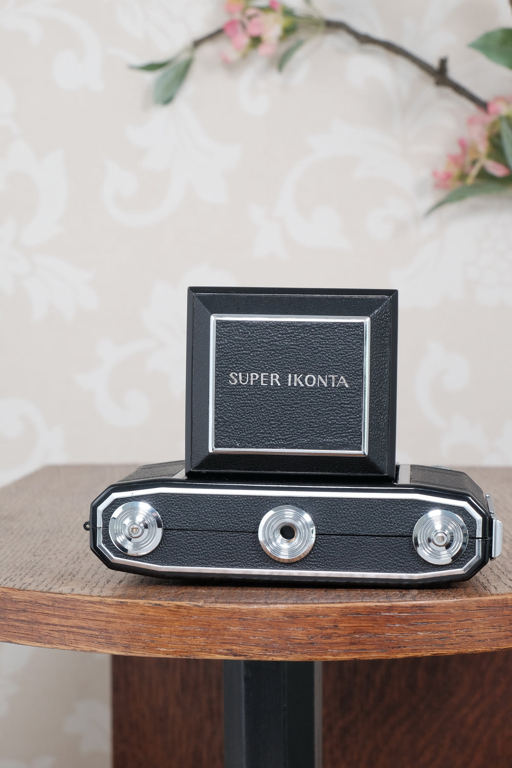 Near Mint! 1956 6x6 Zeiss Ikon Super Ikonta IV, 534/16 with Tessar lens.. CLA'd, Freshly Serviced!