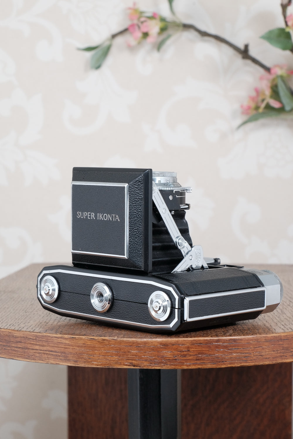 Near Mint! 1956 6x6 Zeiss Ikon Super Ikonta IV, 534/16 with Tessar lens.. CLA'd, Freshly Serviced!
