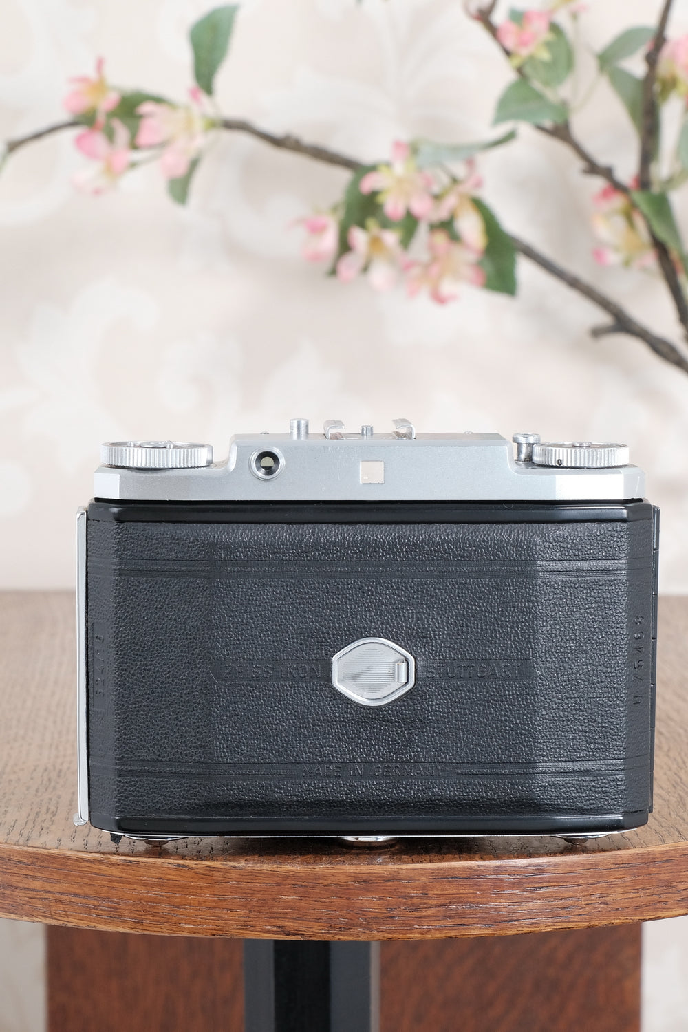 Near Mint! 1954 6x6 Zeiss-Ikon Mess Ikonta, With built-in rangefinder, Tessar lens & Synchro-Compur shutter. CLA'd, Freshley Serviced!
