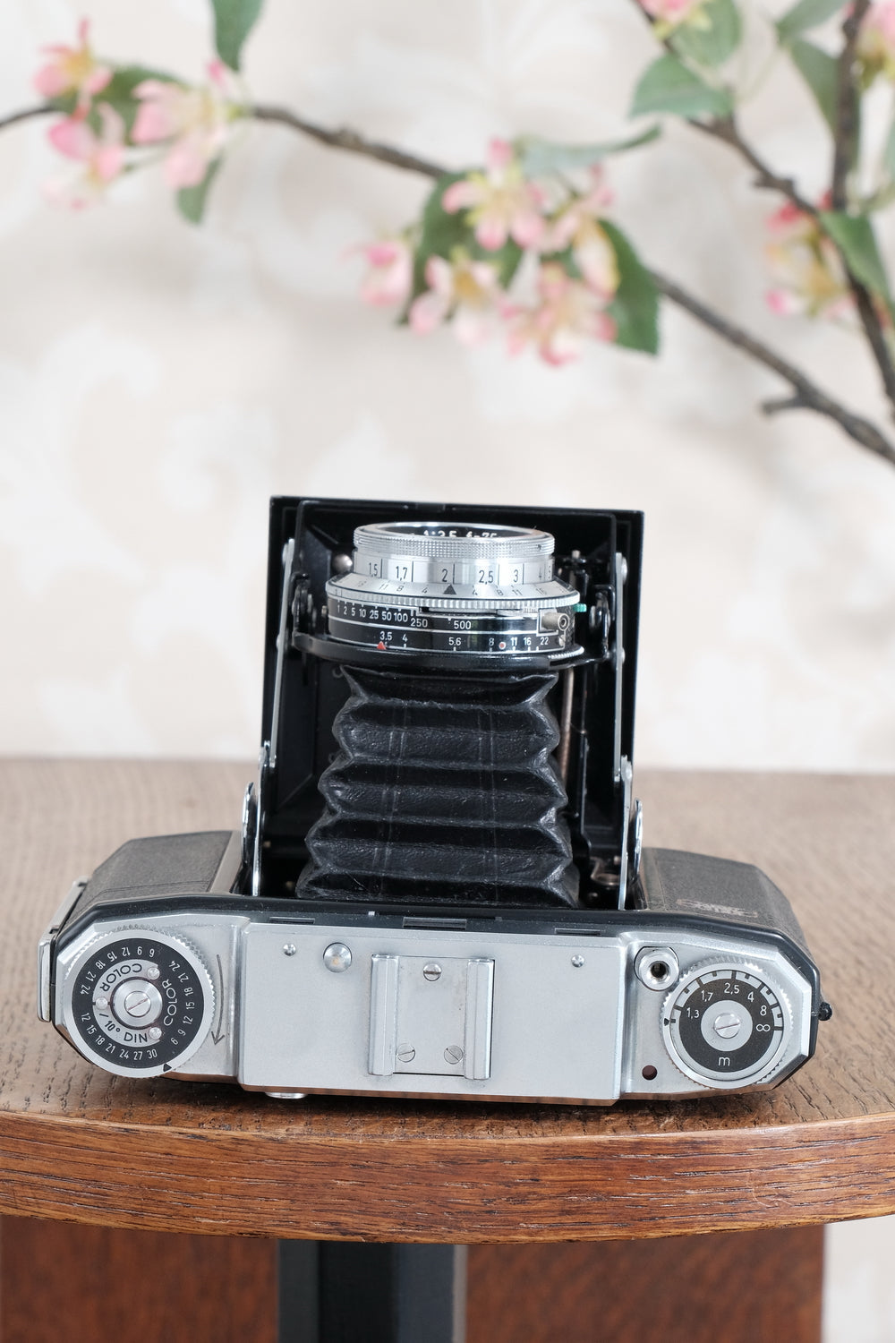 Near Mint! 1954 6x6 Zeiss-Ikon Mess Ikonta, With built-in rangefinder, Tessar lens & Synchro-Compur shutter. CLA'd, Freshley Serviced!