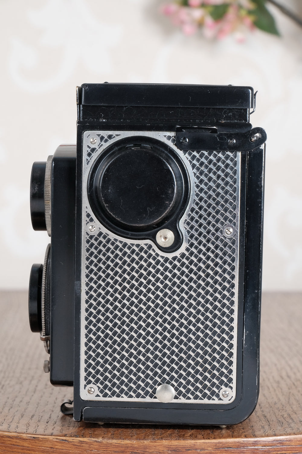 Superb! 1933 Art-Deco Nickel-plated Rolleicord , CLA’d, Freshly Serviced!