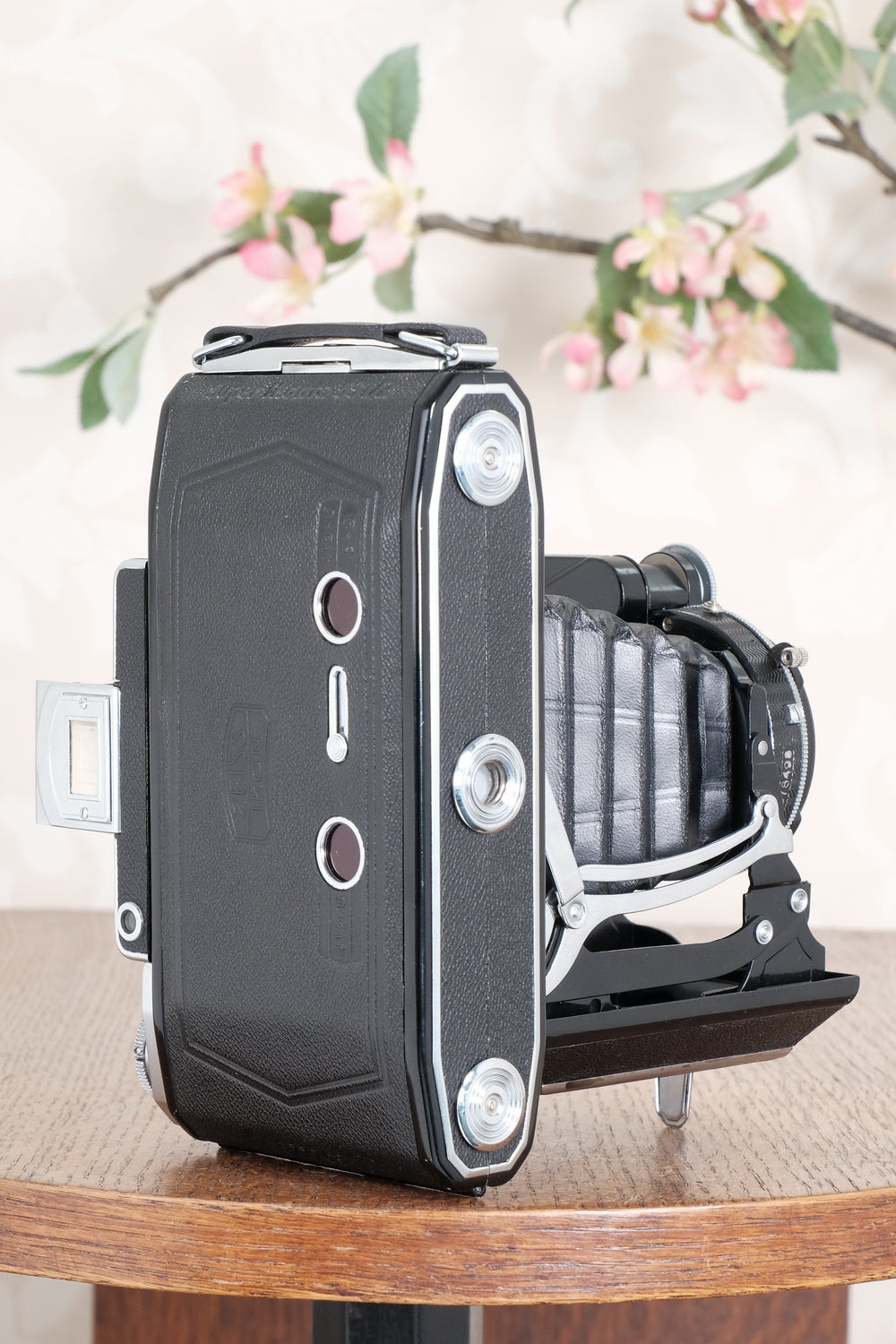 MINT! Brand new old stock! 1938 Zeiss Ikon 6x9 Super Ikonta C with Tessar lens, CLA’d, Freshly Serviced!