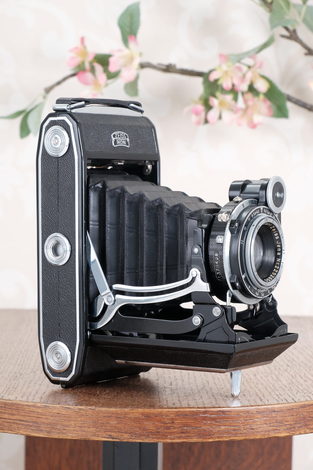 MINT! Brand new old stock! 1938 Zeiss Ikon 6x9 Super Ikonta C with Tessar lens, CLA’d, Freshly Serviced!
