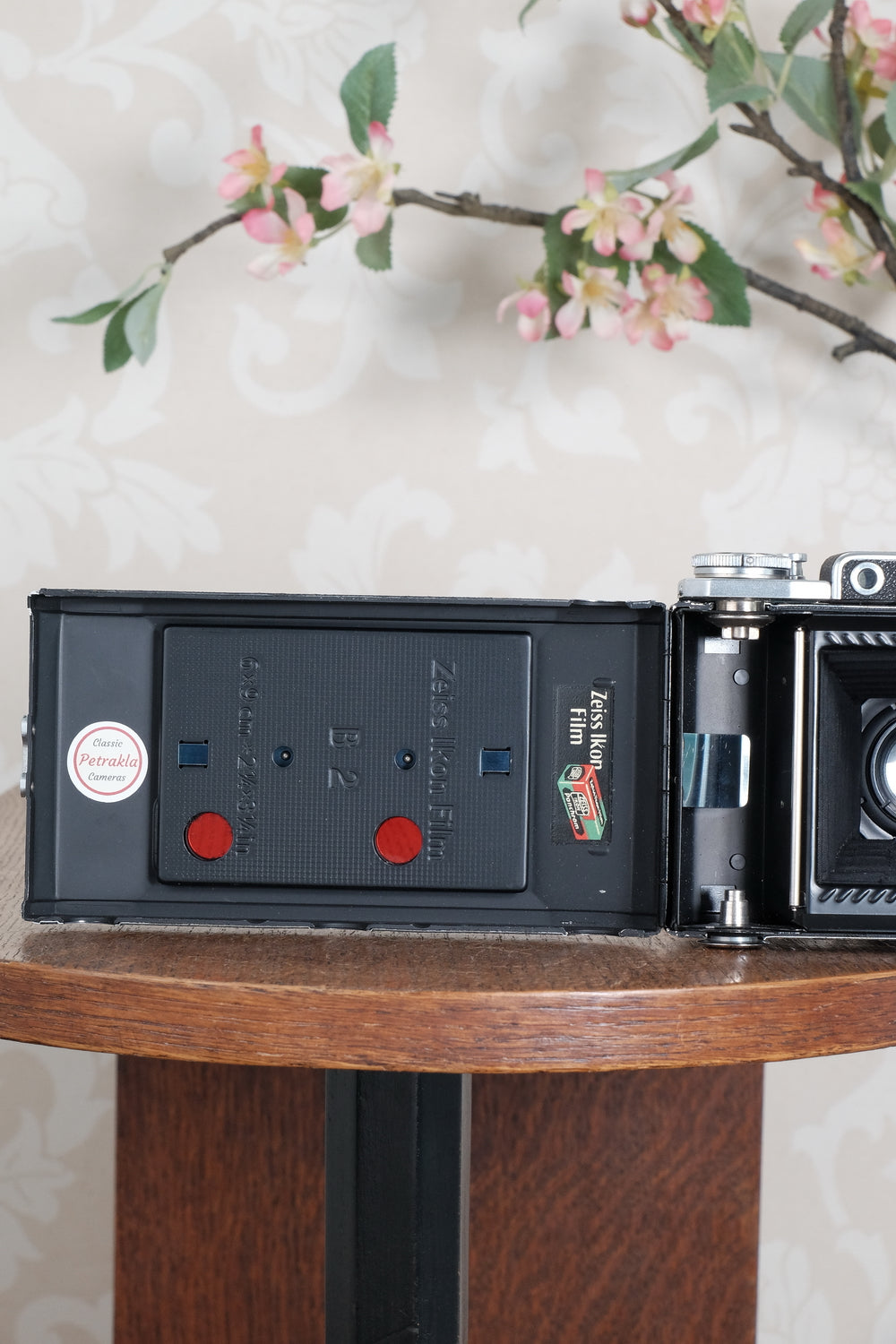 MINT! Brand new old stock! 1938 Zeiss Ikon 6x9 Super Ikonta C with Tessar lens, CLA’d, Freshly Serviced!