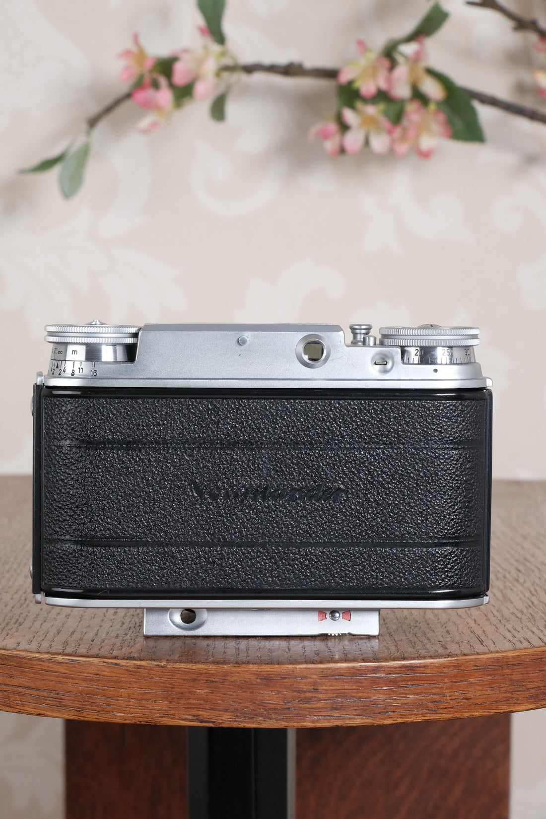 Near Mint! 1951 Voigtlander Vito III, Rangefinder with superb 2.0/50mm Ultron lens and original brown leather case . CLA'd, Freshly Serviced!