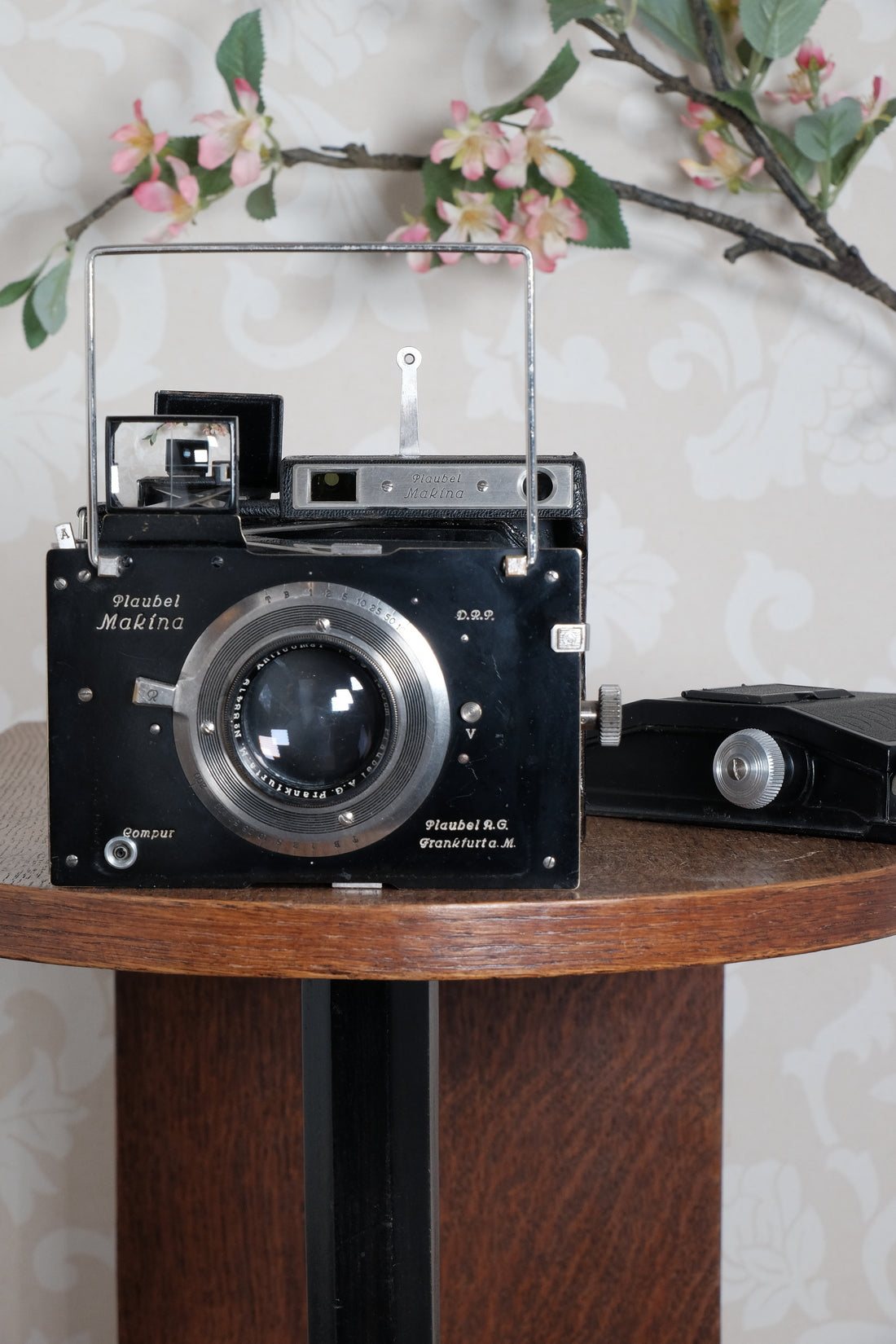 SUPERB! Circa 1933 Plaubel Makina II, 6x9, coupled Rangefinder camera. Freshly Serviced, CLA'd.