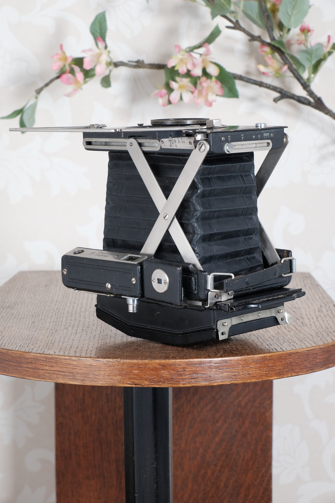 SUPERB! Circa 1933 Plaubel Makina II, 6x9, coupled Rangefinder camera. Freshly Serviced, CLA'd.