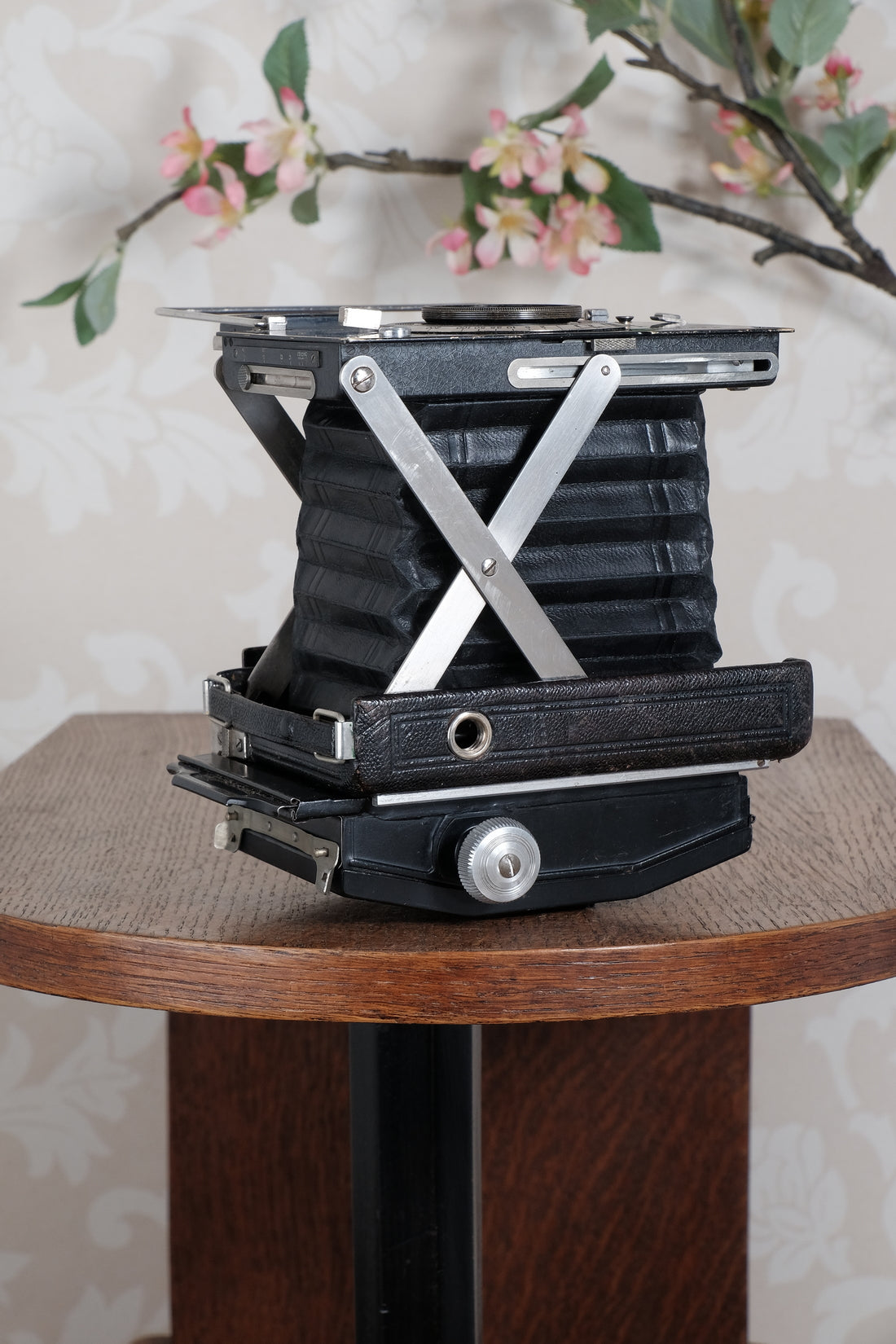 SUPERB! Circa 1933 Plaubel Makina II, 6x9, coupled Rangefinder camera. Freshly Serviced, CLA'd.