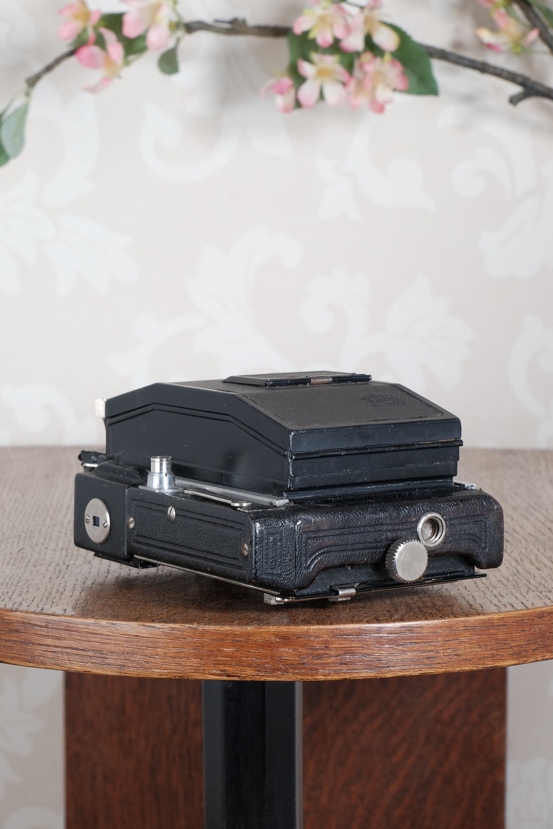 SUPERB! Circa 1933 Plaubel Makina II, 6x9, coupled Rangefinder camera. Freshly Serviced, CLA'd.