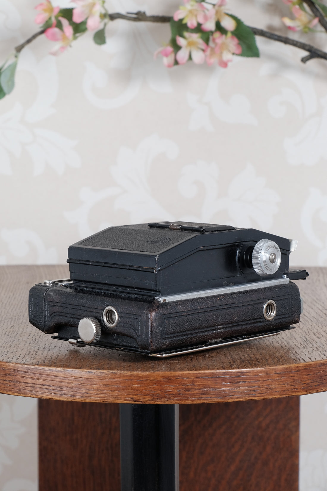SUPERB! Circa 1933 Plaubel Makina II, 6x9, coupled Rangefinder camera. Freshly Serviced, CLA'd.
