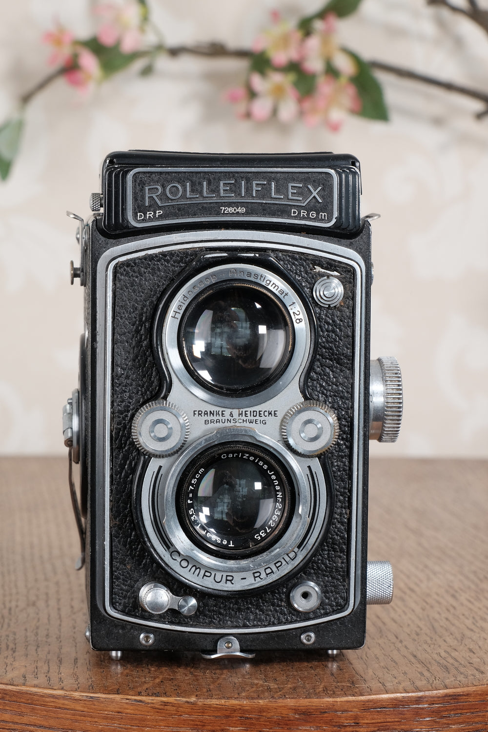Superb! 1938 Rolleiflex Automat with original leather case, Freshly Serviced, CLA’d!