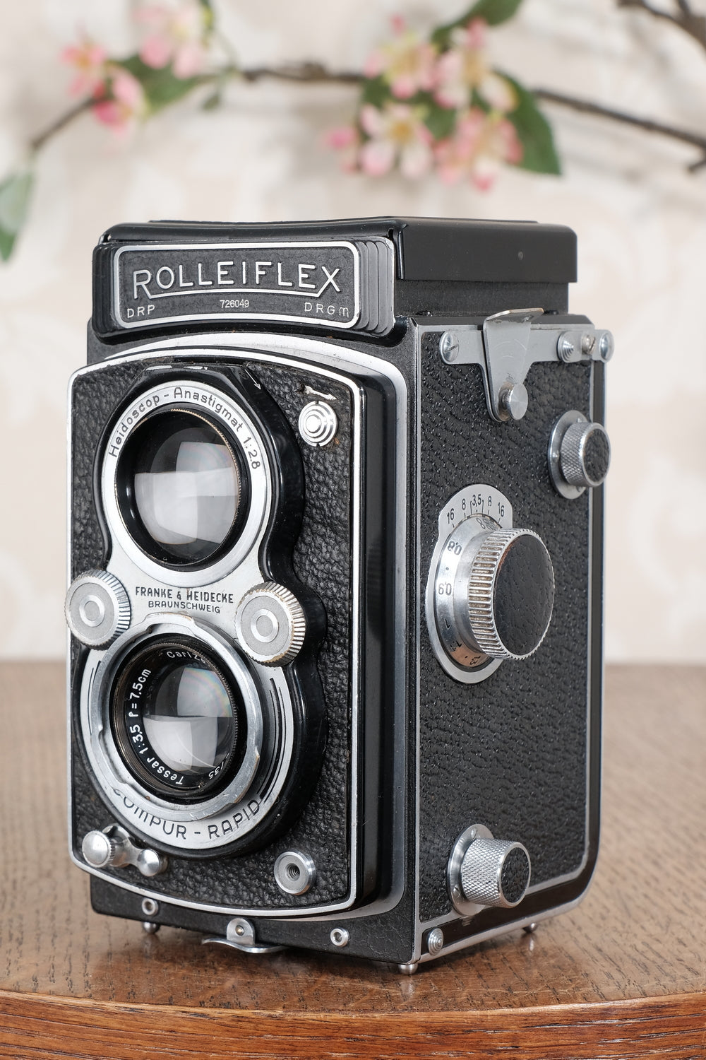 Superb! 1938 Rolleiflex Automat with original leather case, Freshly Serviced, CLA’d!