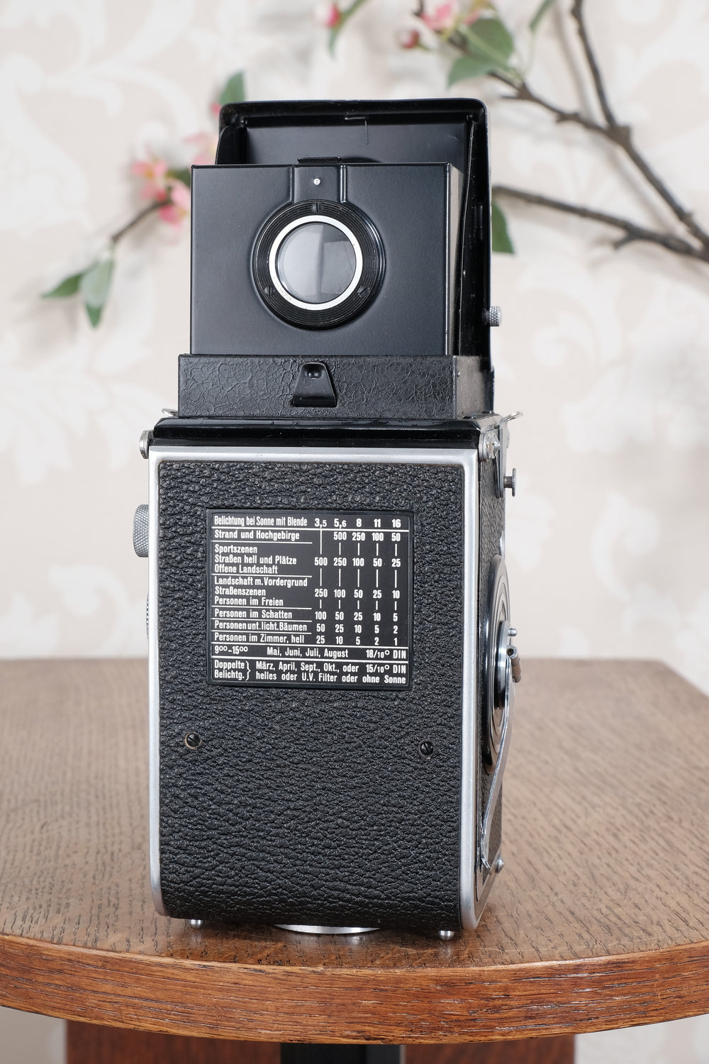 Superb! 1938 Rolleiflex Automat with original leather case, Freshly Serviced, CLA’d!