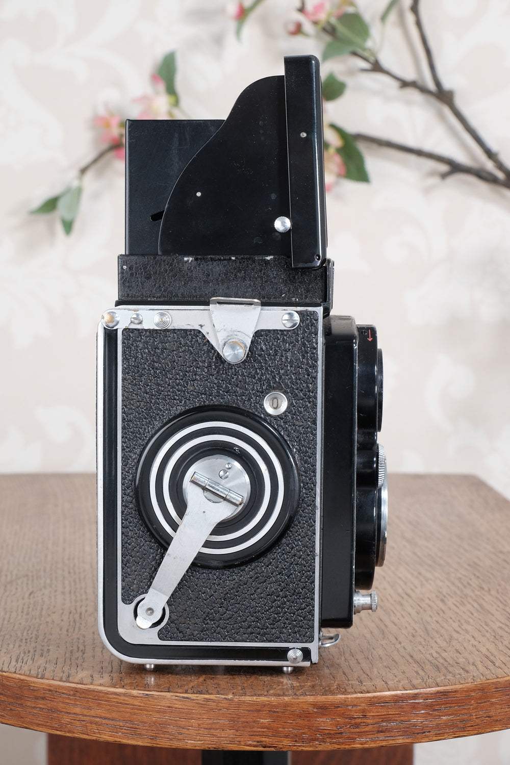 Superb! 1938 Rolleiflex Automat with original leather case, Freshly Serviced, CLA’d!