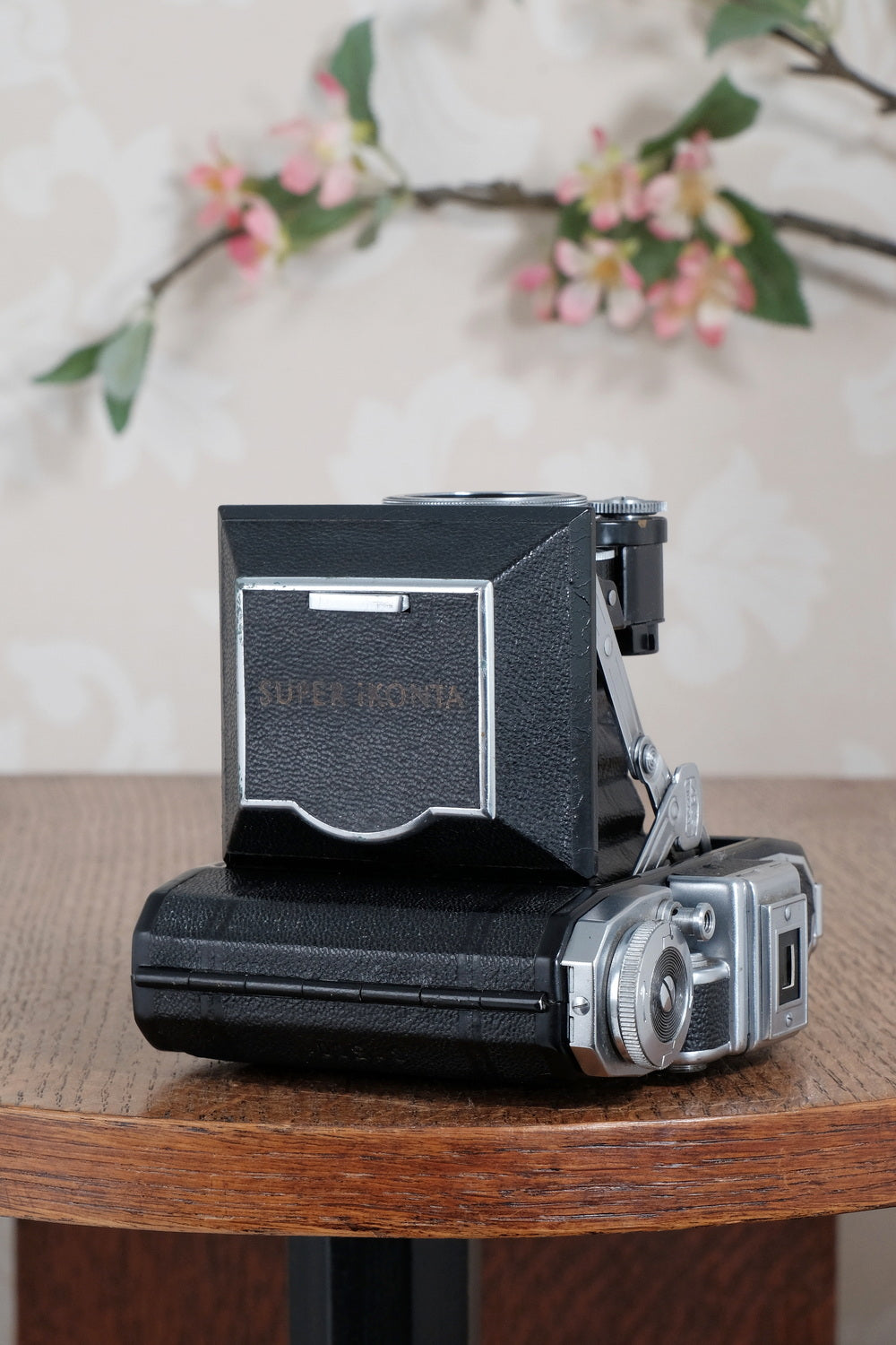 Superb! 1952 Zeiss Ikon Super Ikonta, Synchro-Compur & Coated Tessar. CLA’d, Freshly Serviced!