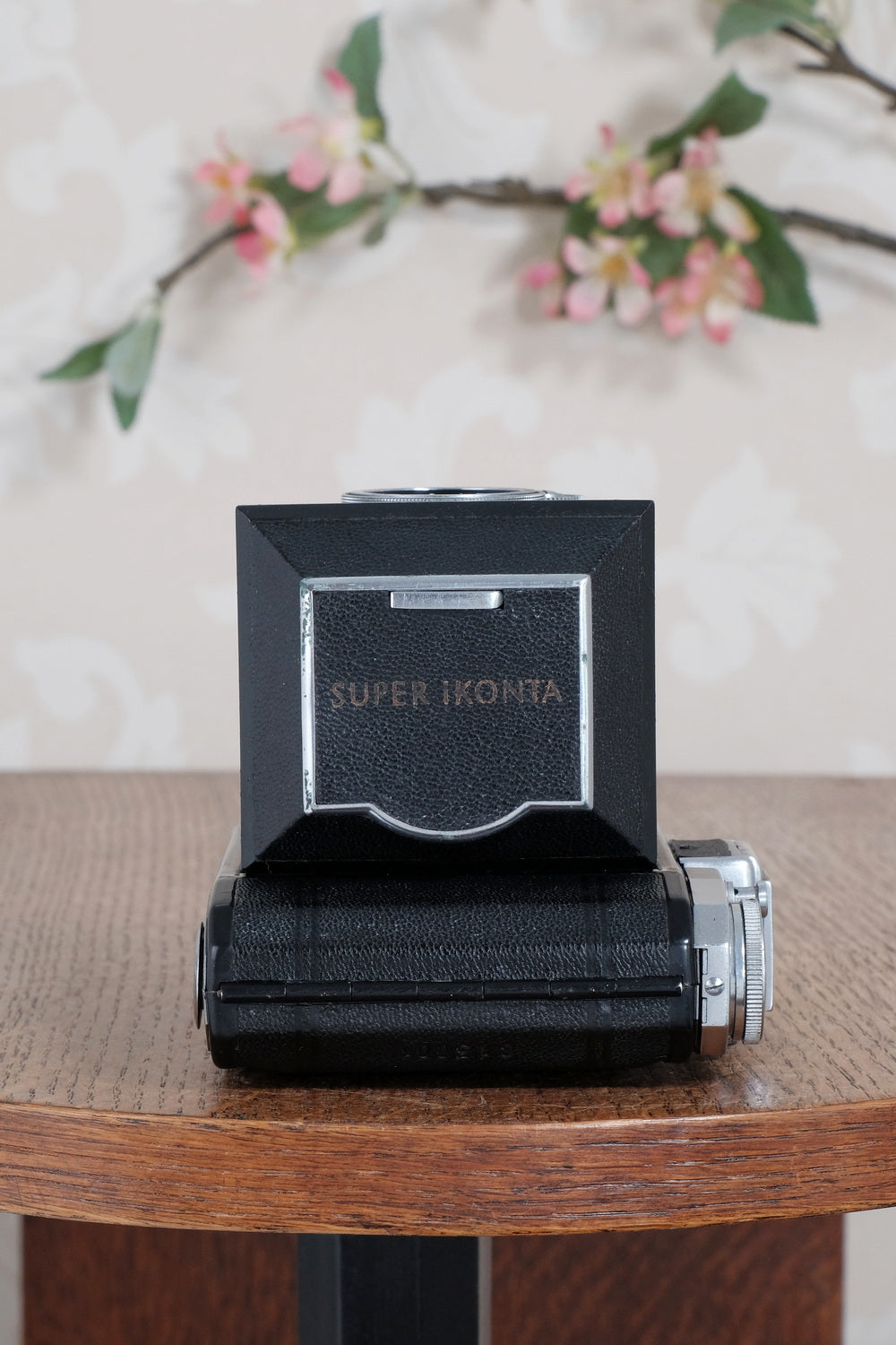 Superb! 1952 Zeiss Ikon Super Ikonta, Synchro-Compur & Coated Tessar. CLA’d, Freshly Serviced!