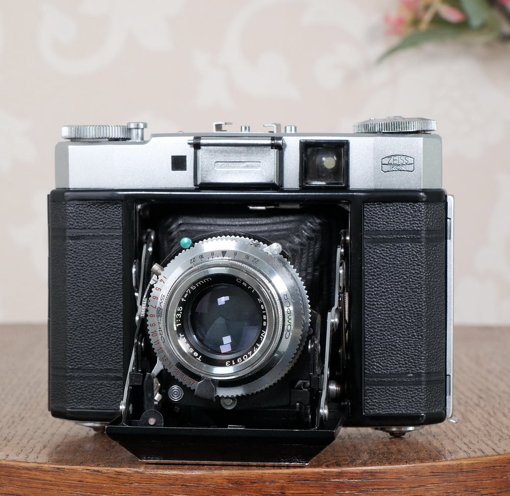 Near Mint! 1956 6x6 Zeiss Ikon Super Ikonta IV, 534/16 with Tessar lens.. CLA'd, Freshly Serviced!
