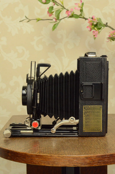 HELIAR LENS! on a 1927 Voigtlander BERGHEIL Camera, Freshly serviced - Voigtlander- Petrakla Classic Cameras