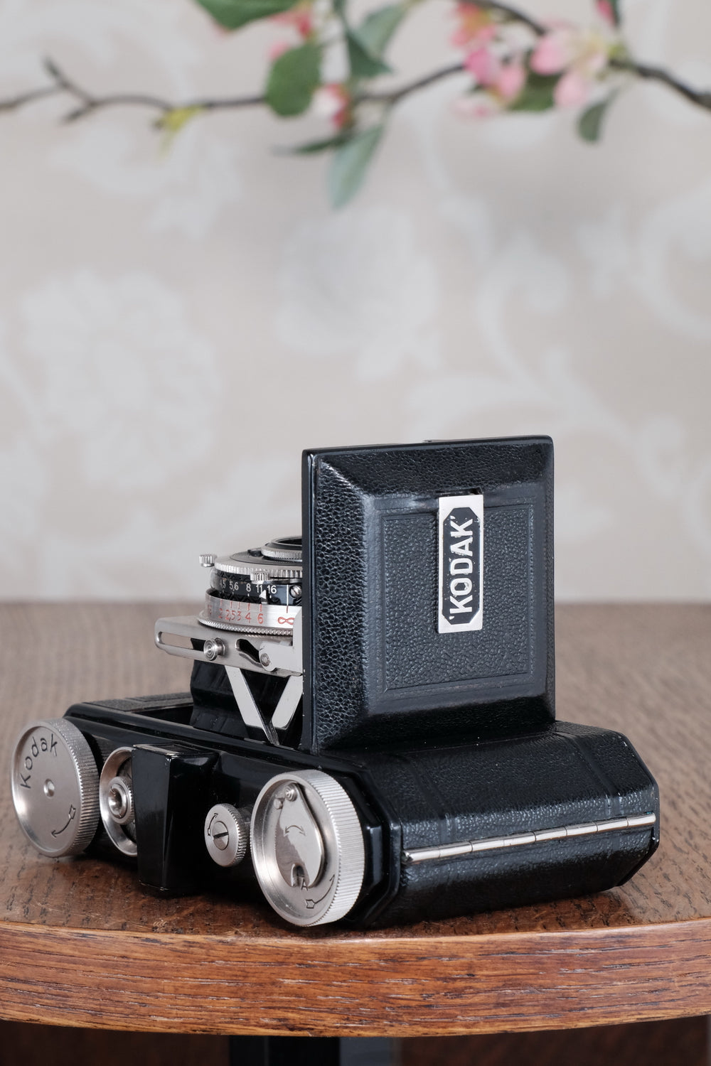 Superb! THE ORIGINAL FIRST VERSION, 1934 Black Kodak Retina, model 117. CLA'd, Freshly Serviced!