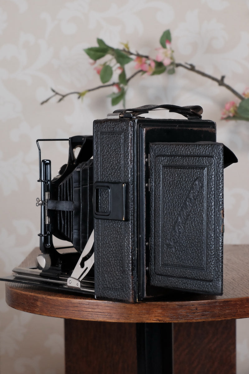1931 Voigtlander 9x12 Camera with 6x9 120 roll film back. Freshly serviced, CLA'd!
