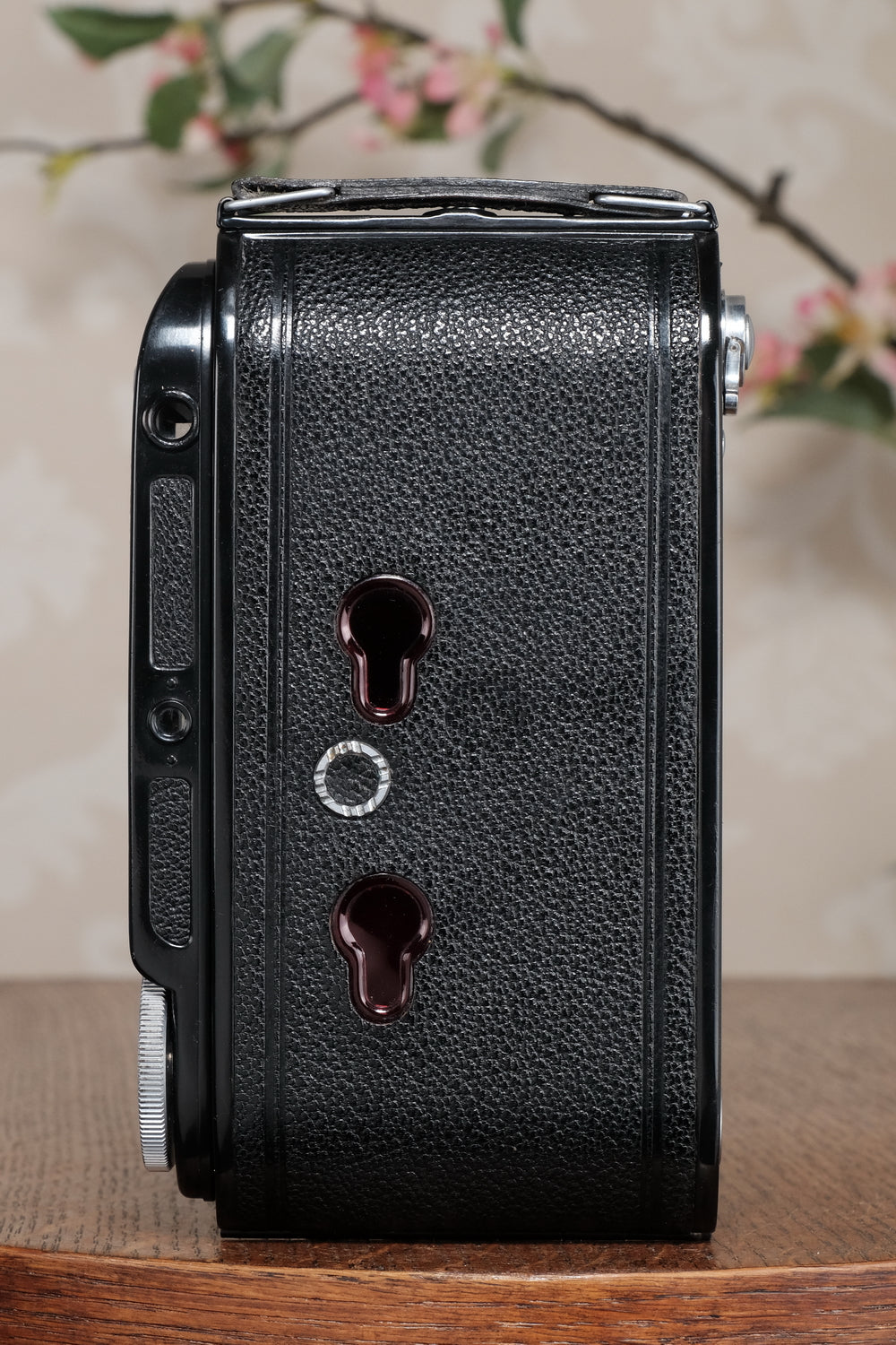 Rare! (leather version) 1948 Voigtlander Bessa Rangefinder with Heliar lens! Freshly Serviced, CLA'd.