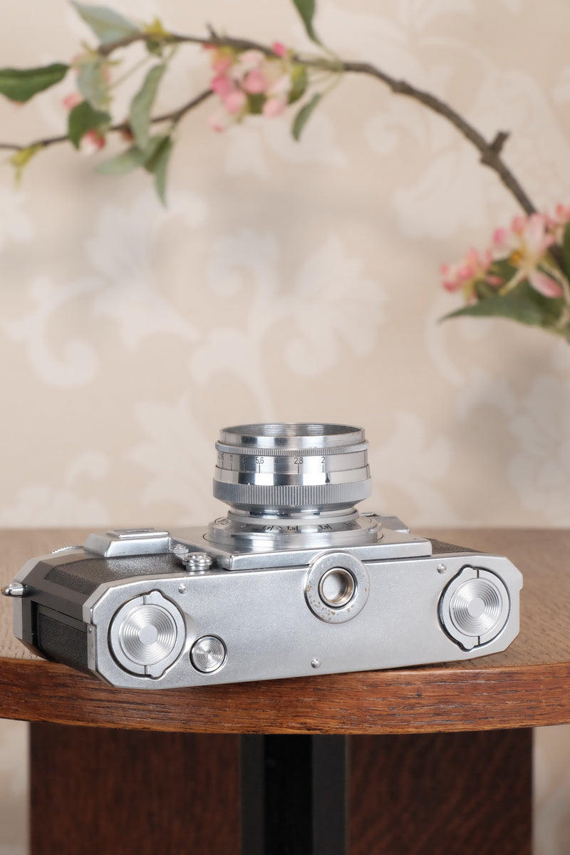 Superb! 1952 Zeiss Ikon Contax IIa with Lens and Original Leather Case. CLA'd, Freshly Serviced!