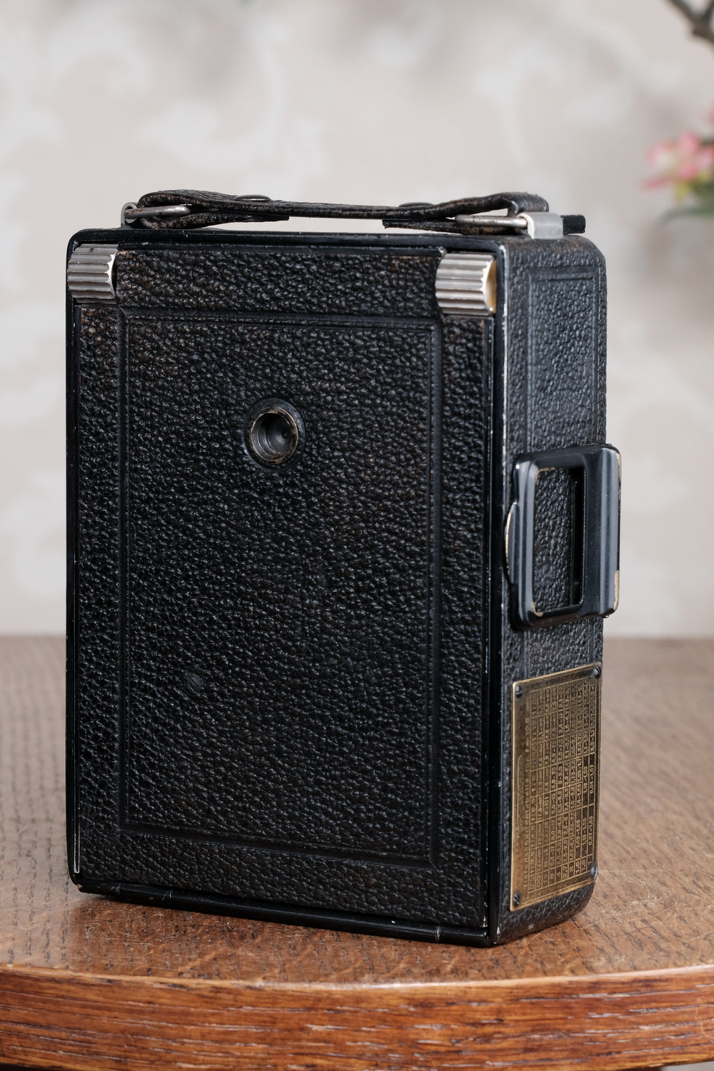 Superb! 1929 Voigtlander Bergheil Camera with Heliar lens. With 120 roll-film back by Rollex-Patent. Freshly serviced CLA’d