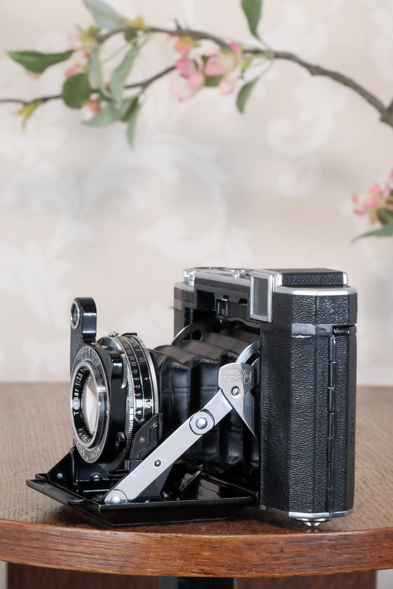 Superb,1938 Zeiss Ikon Super Ikonta 6x6, Tessar lens,, CLA'd, Freshly Serviced!