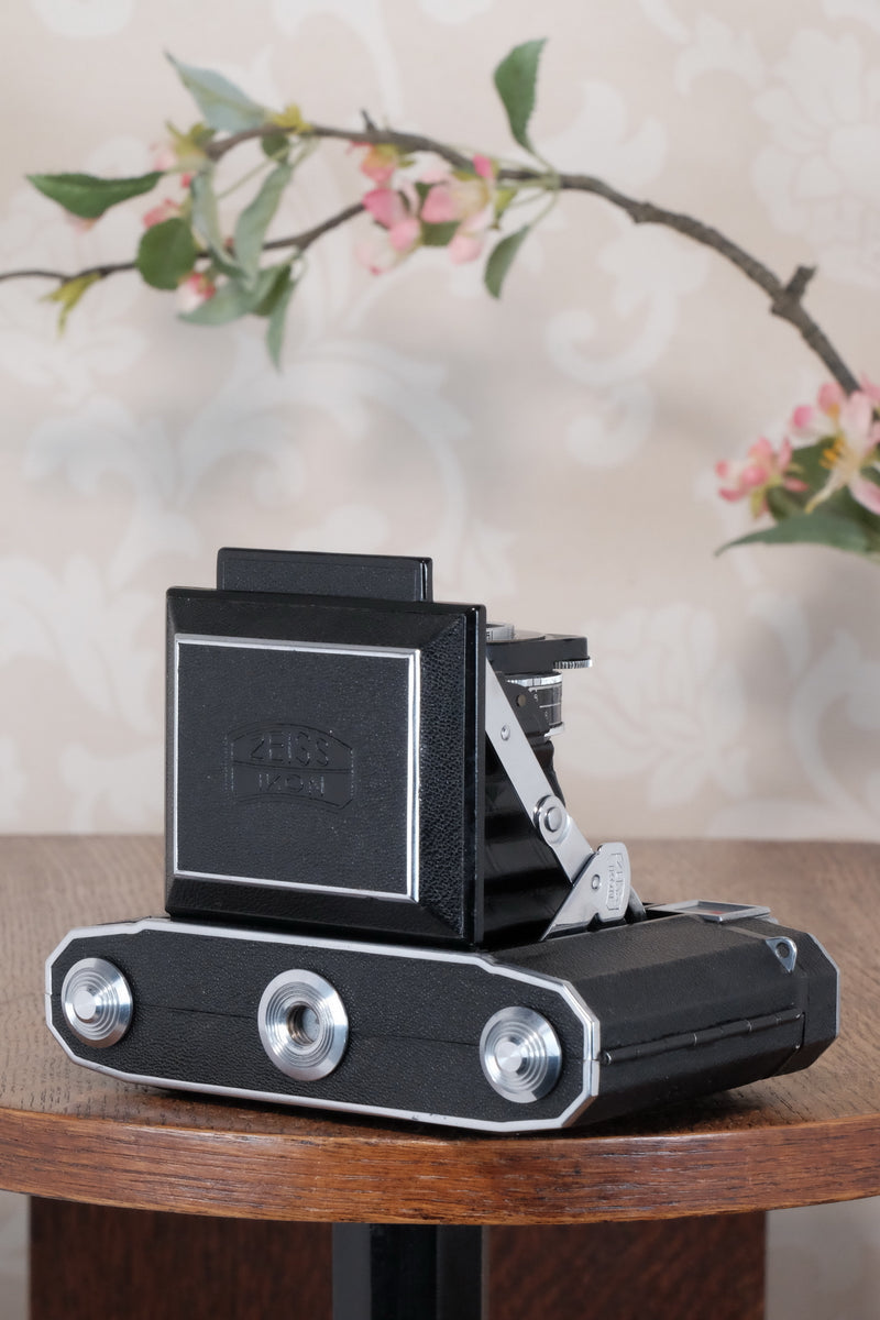 Superb,1938 Zeiss Ikon Super Ikonta 6x6, Tessar lens,, CLA'd, Freshly Serviced!
