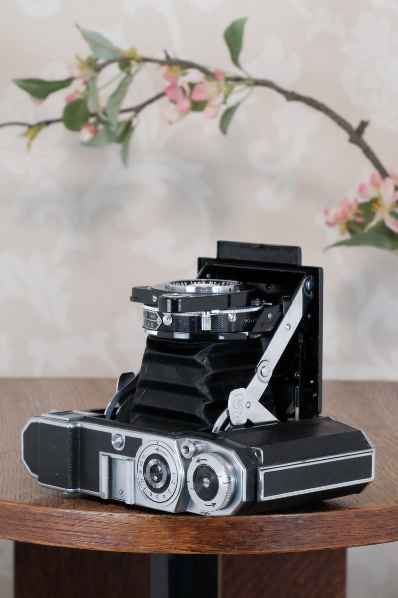 Superb,1938 Zeiss Ikon Super Ikonta 6x6, Tessar lens,, CLA'd, Freshly Serviced!