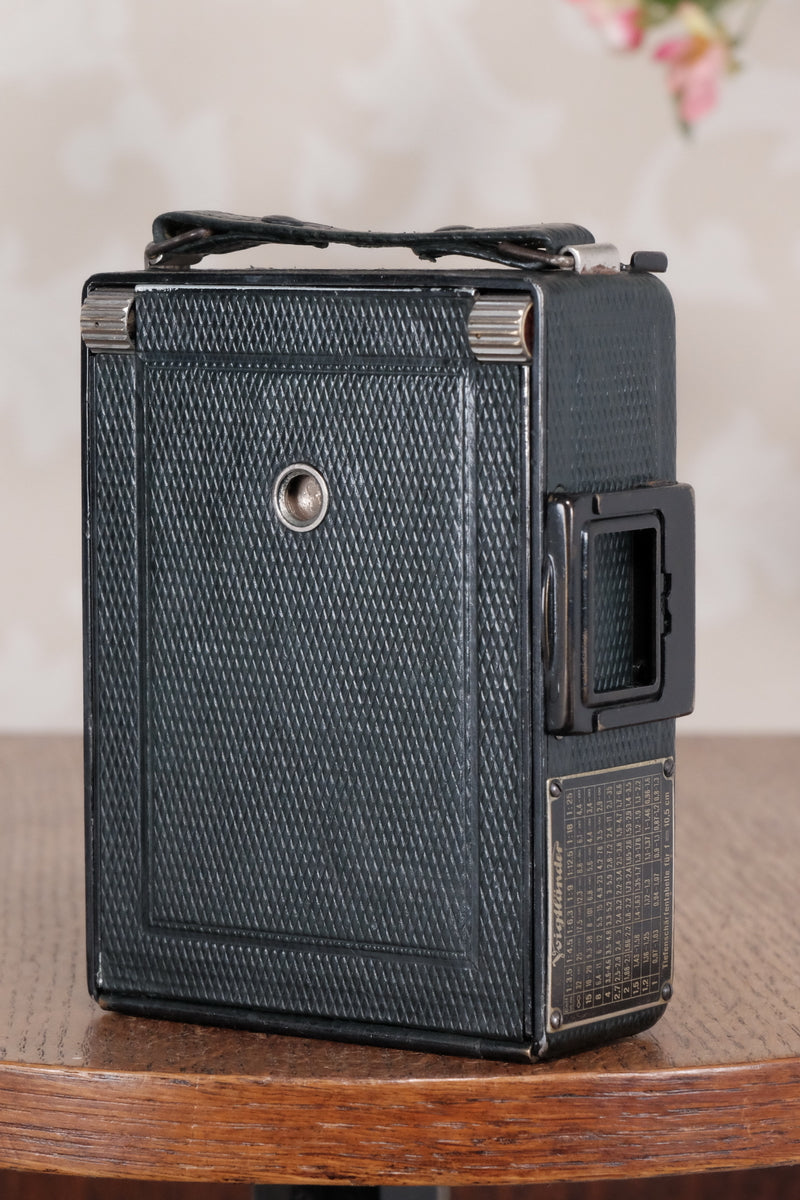 1934 Green Voigtlander Bergheil Camera with Heliar lens and roll film back! Freshly serviced, CLA'd! - Voigtlander- Petrakla Classic Cameras