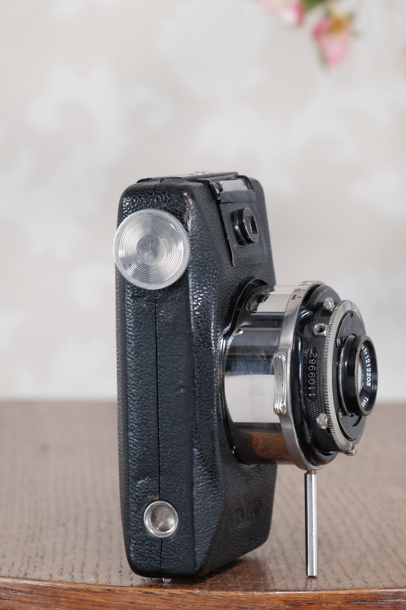 1930 Zeiss-Ikon Kolibri Camera, CLA'd, Freshly Serviced! - Zeiss-Ikon- Petrakla Classic Cameras