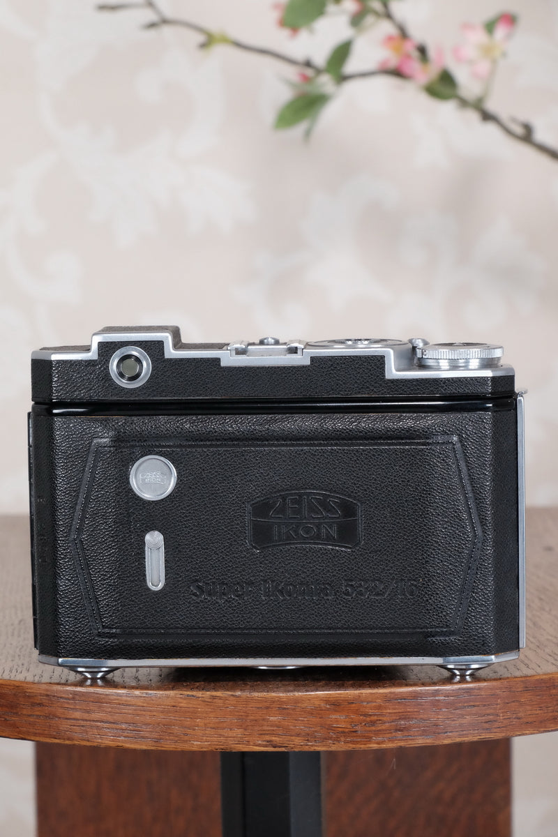 Superb! 1938 Zeiss Ikon Super Ikonta 6x6, Tessar lens, CLA'd, Freshly Serviced! - Zeiss-Ikon- Petrakla Classic Cameras