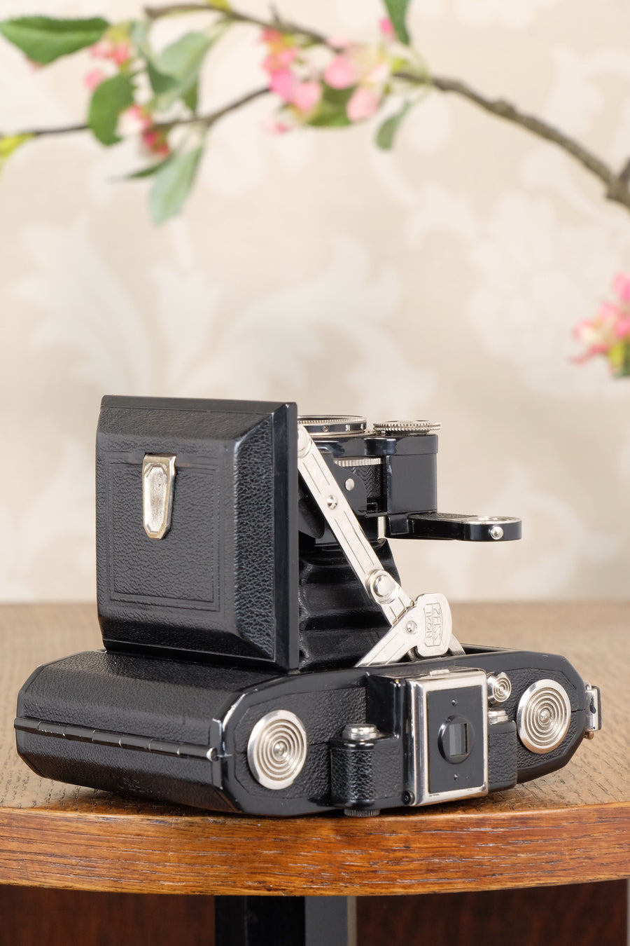 Superb 1934 ZEISS-IKON SUPER IKONTA A, 6x4.5, Tessar lens, CLA’d, Freshly Serviced!