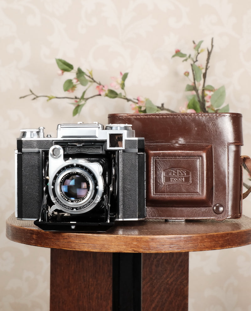 Superb! 1952 Zeiss-Ikon Super Ikonta B, Coated Tessar & Synchro-Compur. CLA'd, Freshly Serviced! - Zeiss-Ikon- Petrakla Classic Cameras