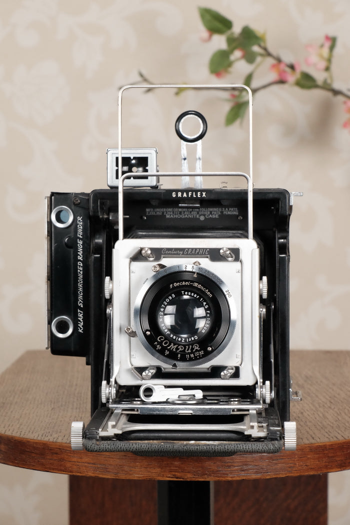 Excellent! 1964 GRAFLEX Century Graphic, Zeiss lens, Roll-film