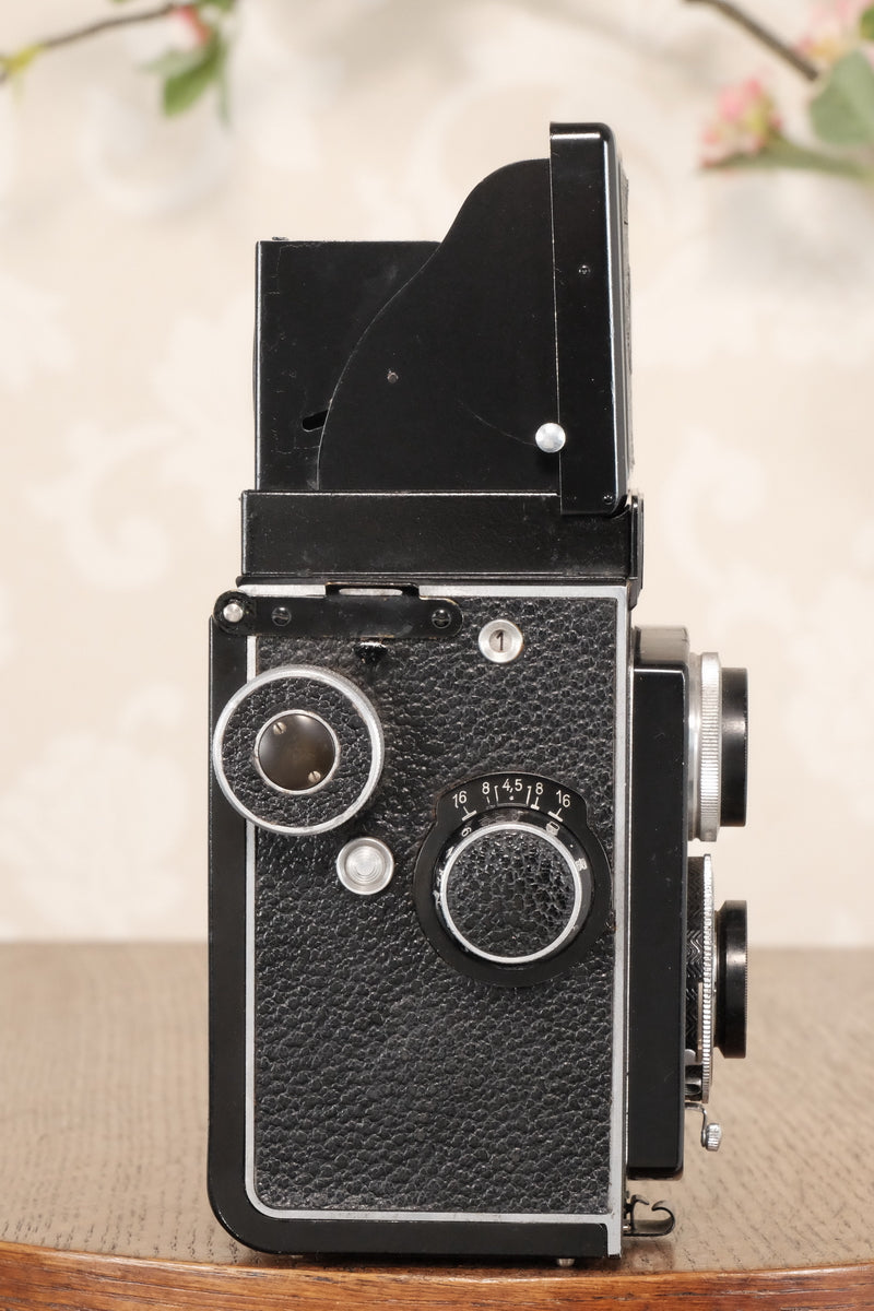 1937 Rolleicord , CLA'd, Freshly Serviced! - Frank & Heidecke- Petrakla Classic Cameras