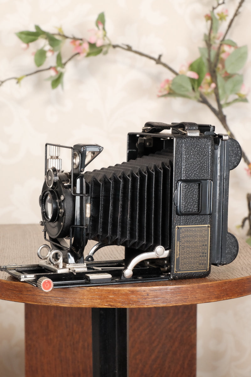 Superb! 1930 Voigtlander Bergheil Camera with Heliar lens! Freshly serviced, CLA'd! - Voigtlander- Petrakla Classic Cameras