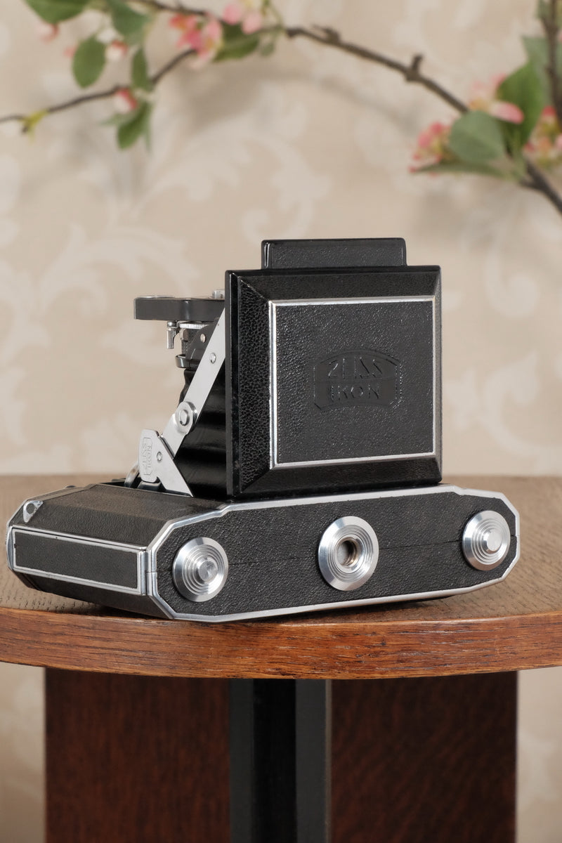 1937 Zeiss Ikon Super Ikonta 6x6, Tessar lens, CLA'd, Freshly Serviced! - Zeiss-Ikon- Petrakla Classic Cameras