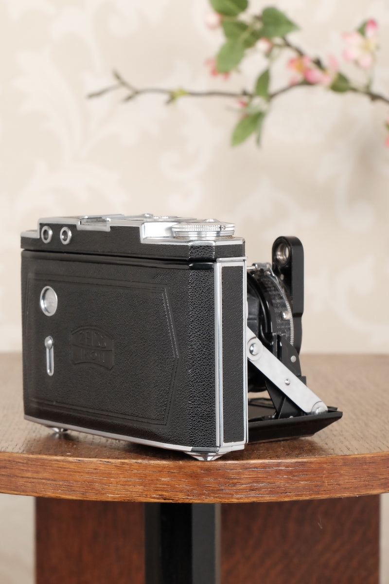 Superb! 1936 Zeiss Ikon Super Ikonta 6x6, Tessar lens, Freshly Serviced! CLA'd - Zeiss-Ikon- Petrakla Classic Cameras