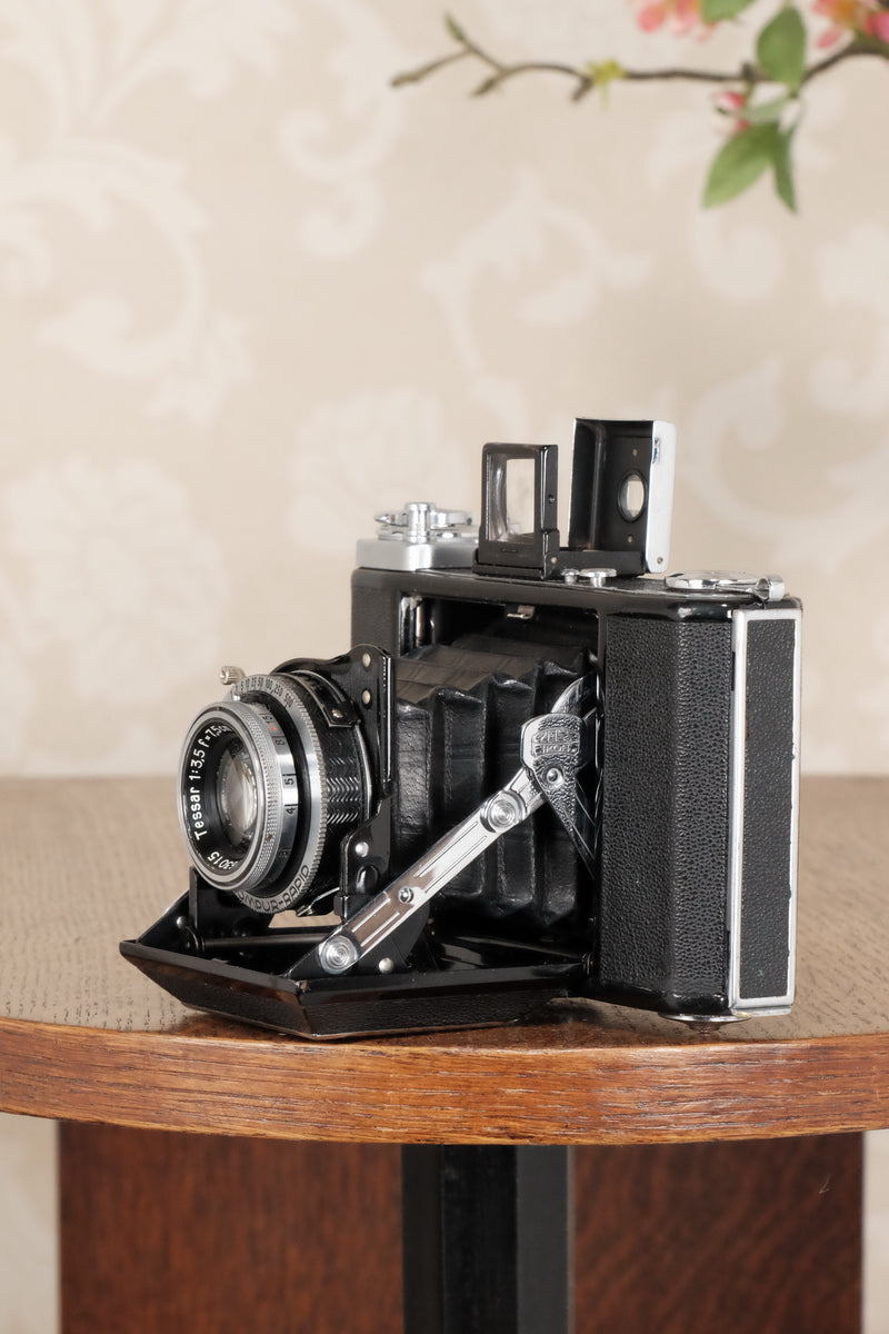1937 Zeiss Ikon Ikonta, Freshly Serviced, CLA'd! - Zeiss-Ikon- Petrakla Classic Cameras