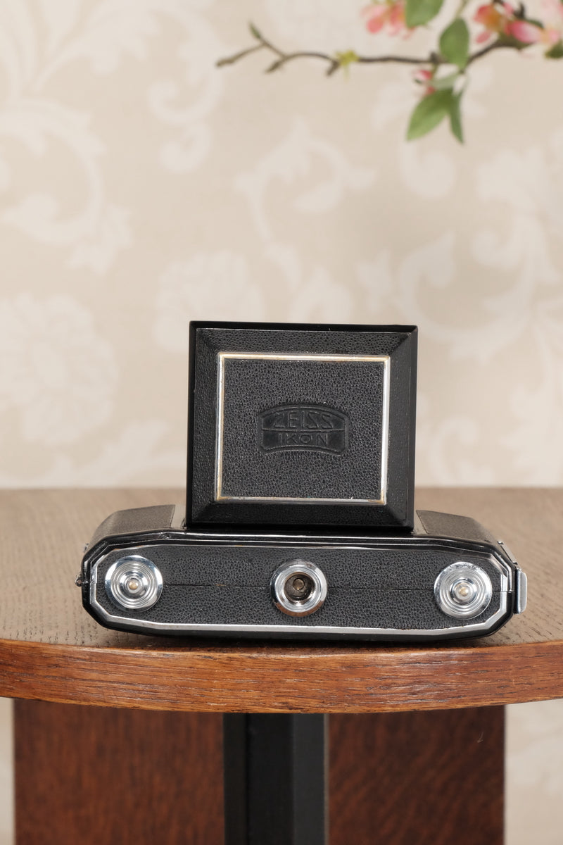 1937 Zeiss Ikon Ikonta, Freshly Serviced, CLA'd! - Zeiss-Ikon- Petrakla Classic Cameras