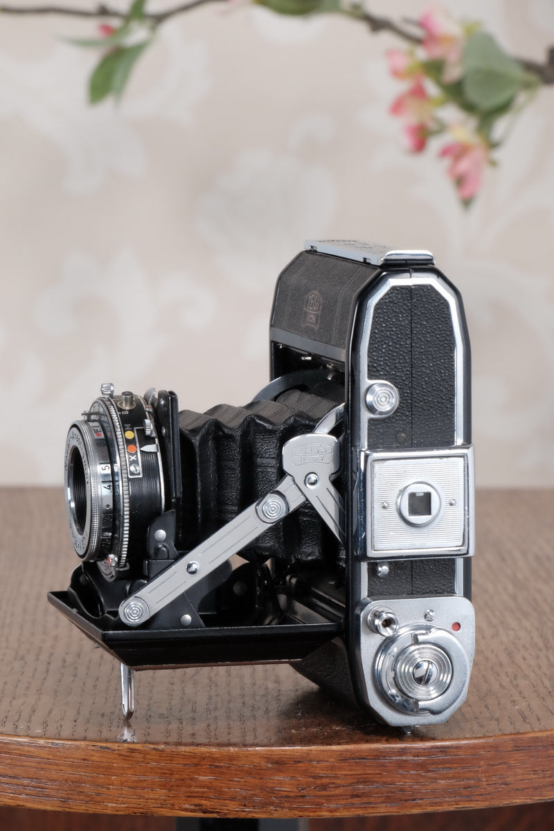 Near Mint! 1952 Zeiss Ikon Ikonta, Freshly Serviced, CLA'd! - Zeiss-Ikon- Petrakla Classic Cameras