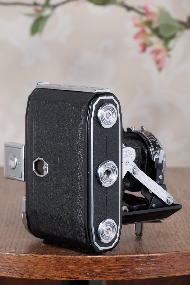 Near Mint! 1952 Zeiss Ikon Ikonta, Freshly Serviced, CLA'd! - Zeiss-Ikon- Petrakla Classic Cameras