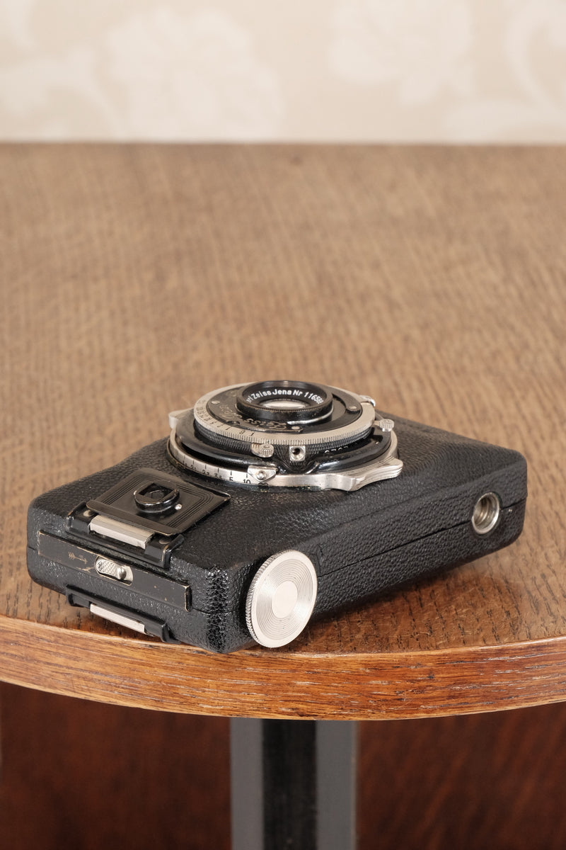 Superb! 1930 Zeiss-Ikon Kolibri Camera, CLA'd, Freshly Serviced! - Zeiss-Ikon- Petrakla Classic Cameras
