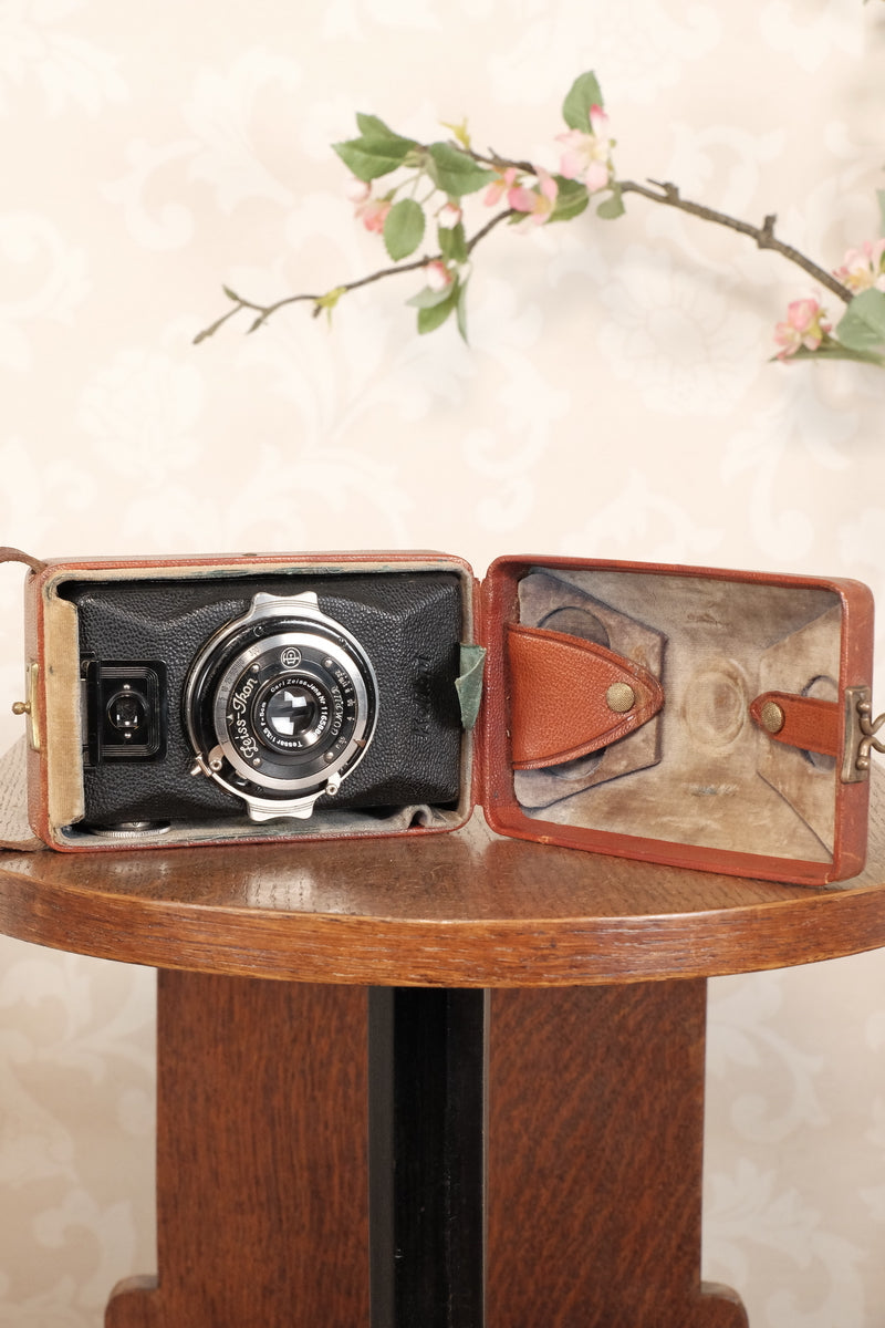 Superb! 1930 Zeiss-Ikon Kolibri Camera, CLA'd, Freshly Serviced! - Zeiss-Ikon- Petrakla Classic Cameras