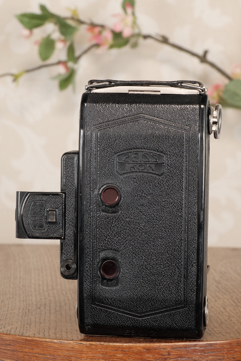 SUPERB! 1934 Zeiss Ikon Super Ikonta C, 6x9, Tessar lens, CLA'd, Freshly Serviced! - Zeiss-Ikon- Petrakla Classic Cameras