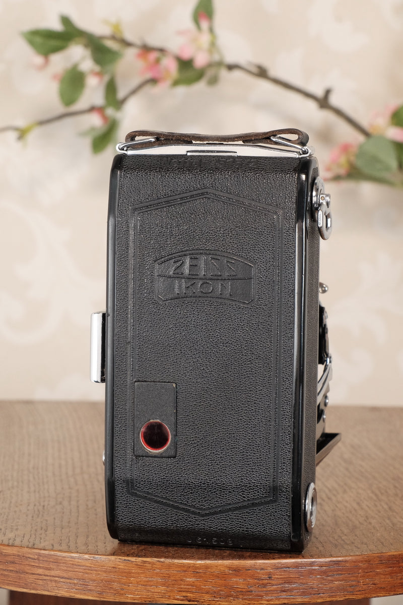 Near Mint! 1938 Zeiss-Ikon Nettar 6x9, Freshly Serviced, CLA'd! - Zeiss-Ikon- Petrakla Classic Cameras