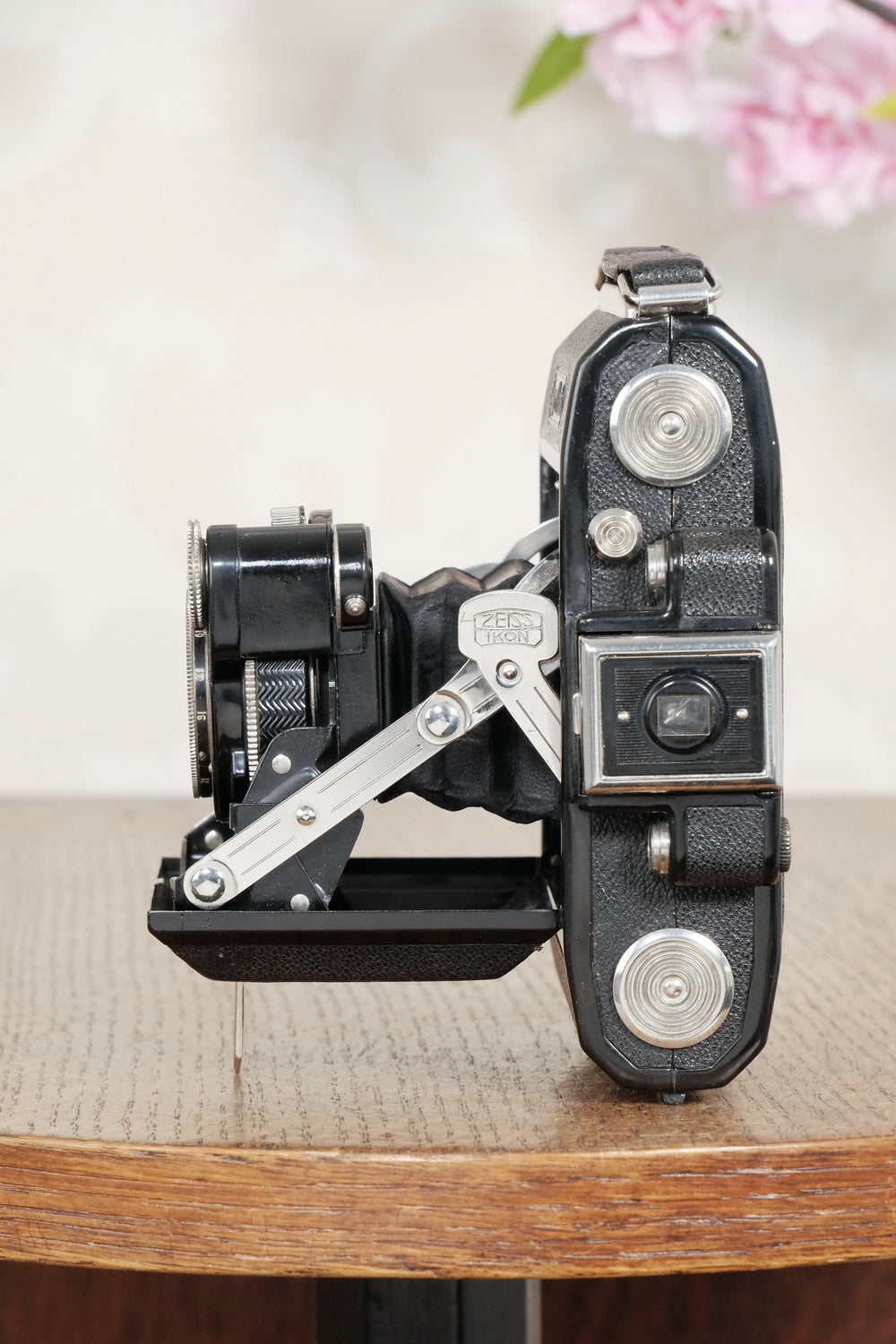 Original first year, 1934 ZEISS-IKON SUPER IKONTA A, 6x4.5, Tessar lens. CLA’d, Freshly Serviced!