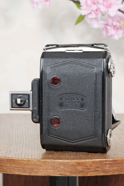 Original first year, 1934 ZEISS-IKON SUPER IKONTA A, 6x4.5, Tessar lens. CLA’d, Freshly Serviced!